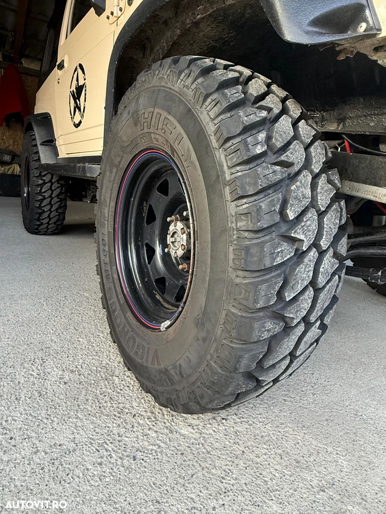 Suzuki Samurai - 8