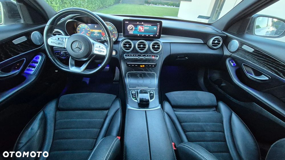 Mercedes-Benz Klasa C 220 d 9G-TRONIC - 33