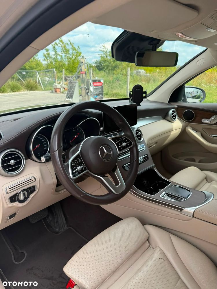 Mercedes-Benz GLC 200 - 9