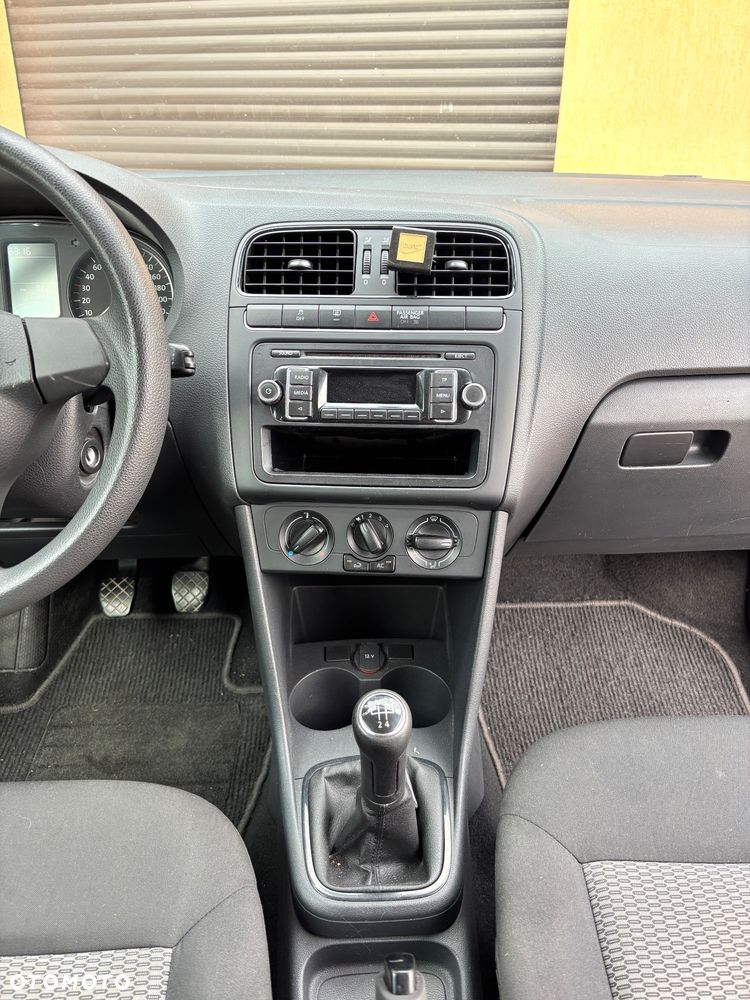 Volkswagen Polo 1.2 Comfortline - 14