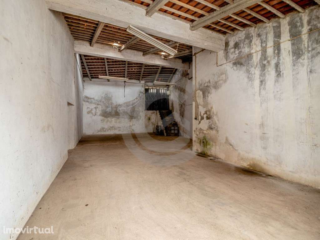 Armazém/Garagem em Minde - IMÓVEL COM BAIXA DE PREÇO - Grande imagem: 5/7