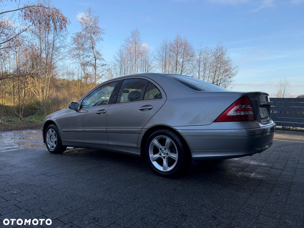 Mercedes-Benz Klasa C 200 Kompressor Avantgarde - 1