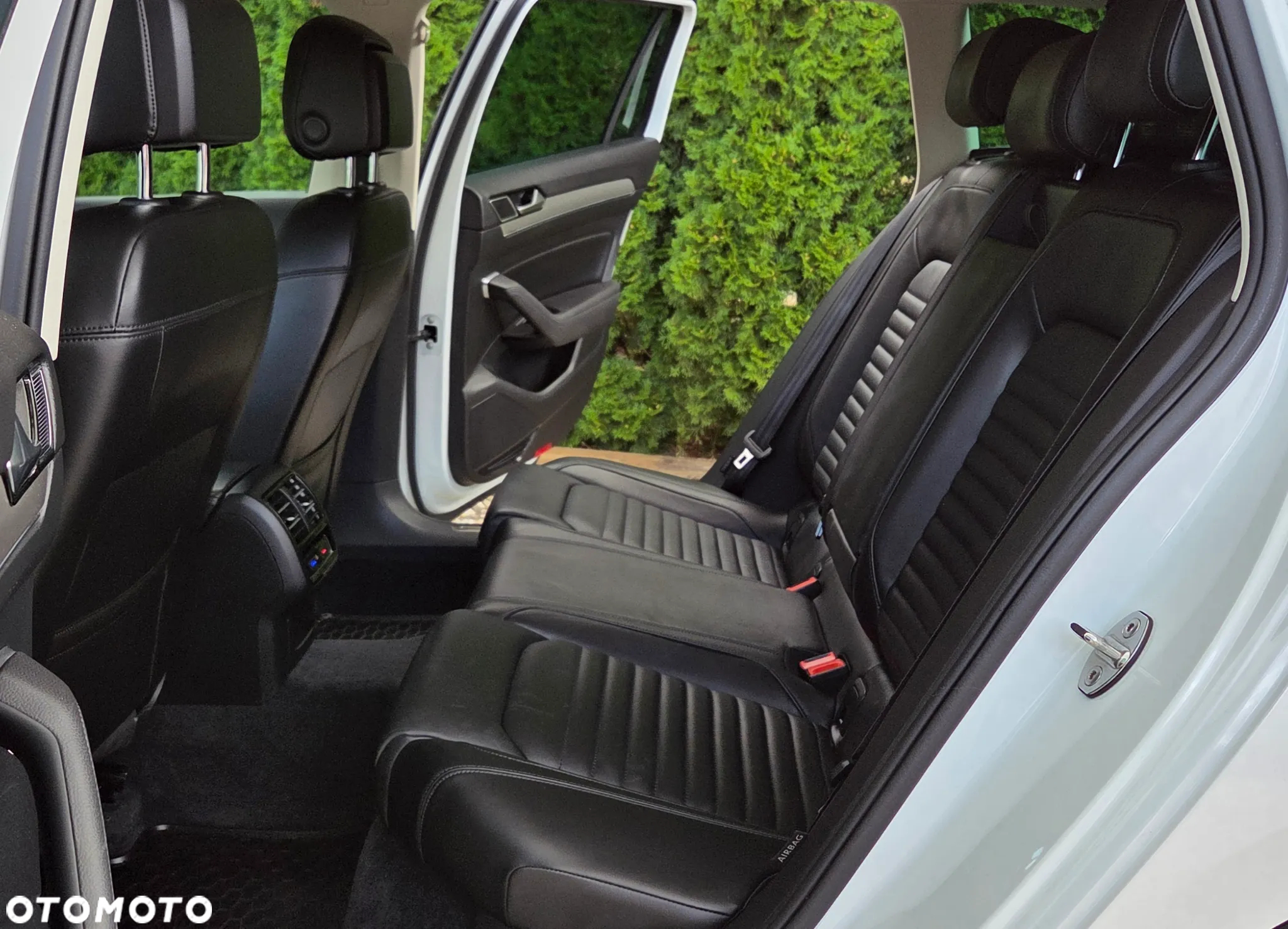 Volkswagen Passat 2.0 TDI BMT Highline DSG - 16