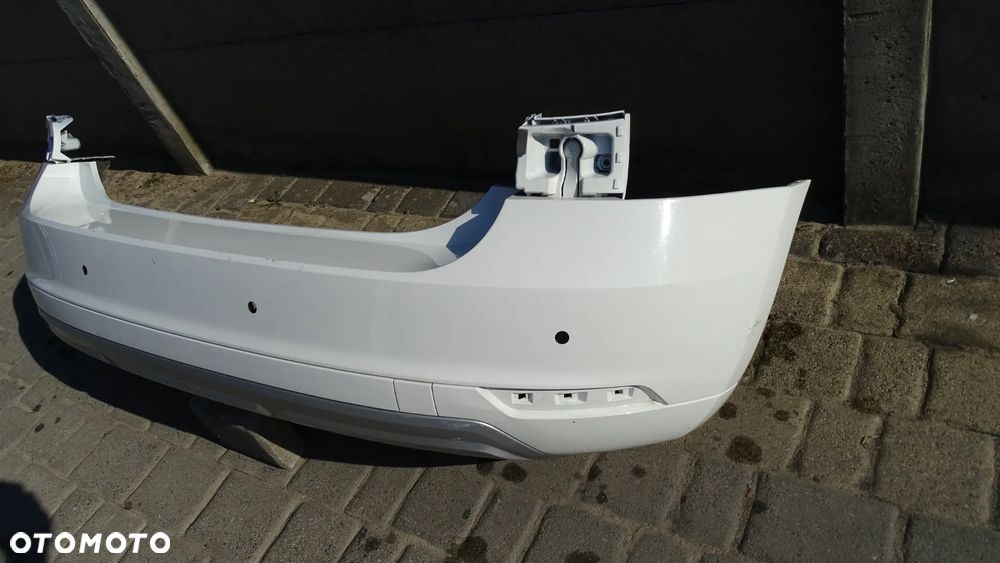 SKODA YETI I LIFT 5L6 - zderzak tylny - 3