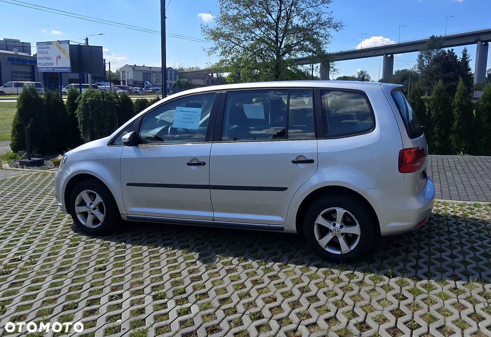 Volkswagen Touran - 2