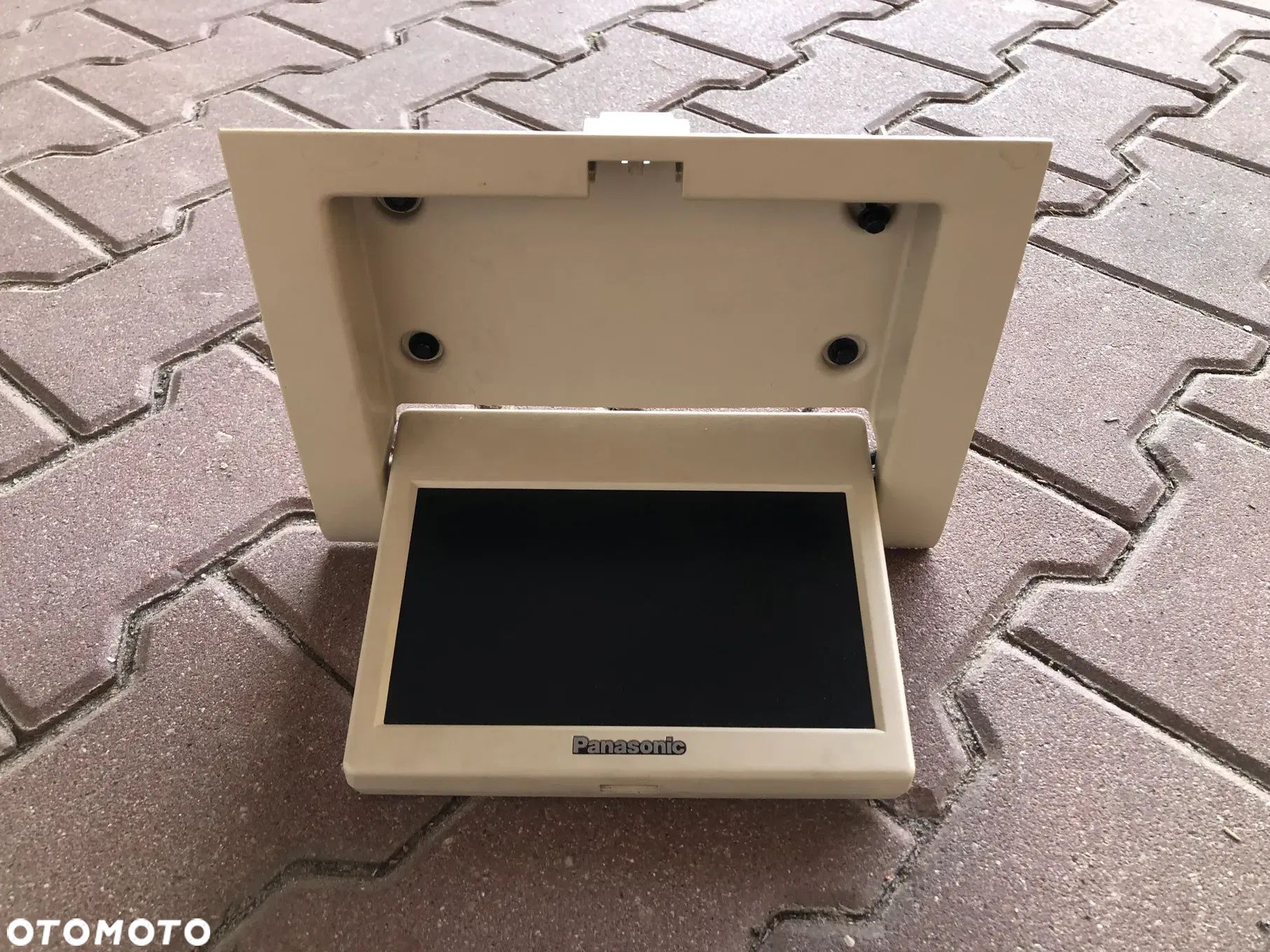 CADILLAC ESCALADE III 6,2 V8 2006-2014 MONITOR WYŚWIETLACZ TELEWIZOR TV - 1