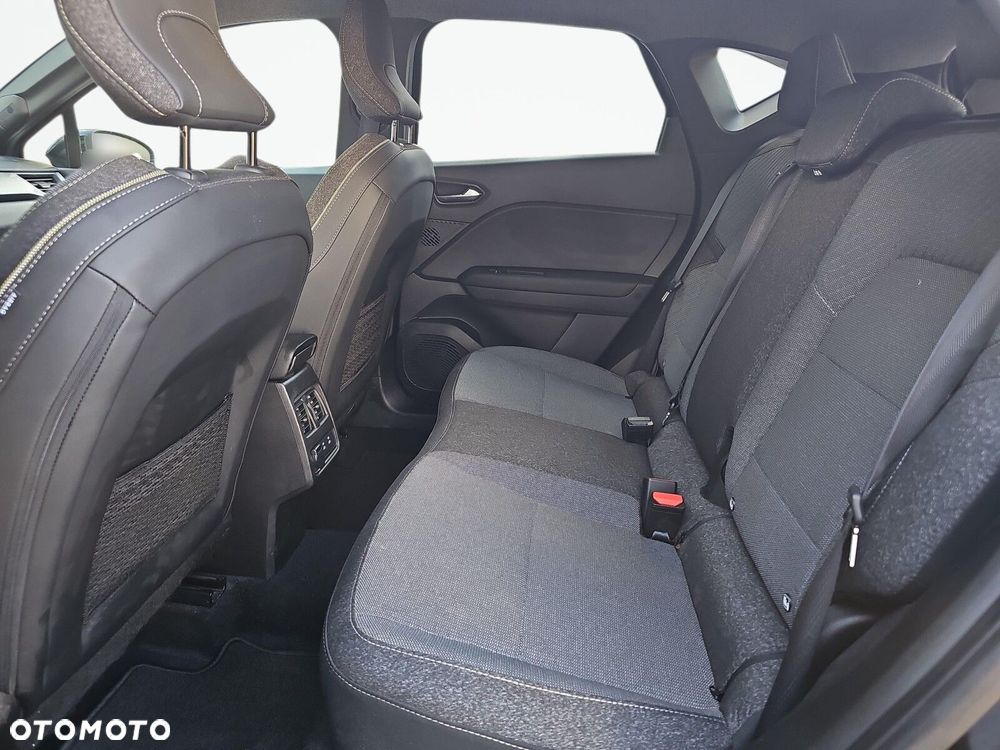 Renault Captur - 24