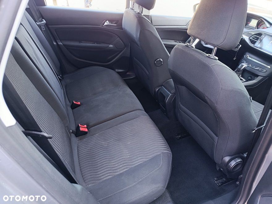 Peugeot 308 - 10