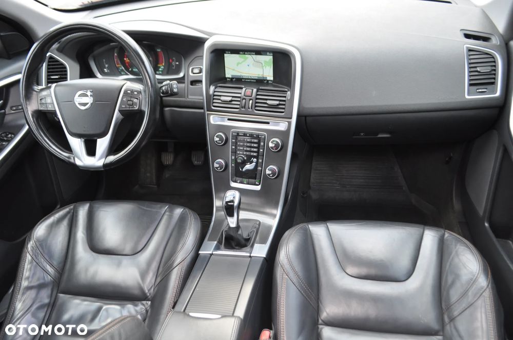 Volvo XC 60 D4 Drive-E Momentum - 17