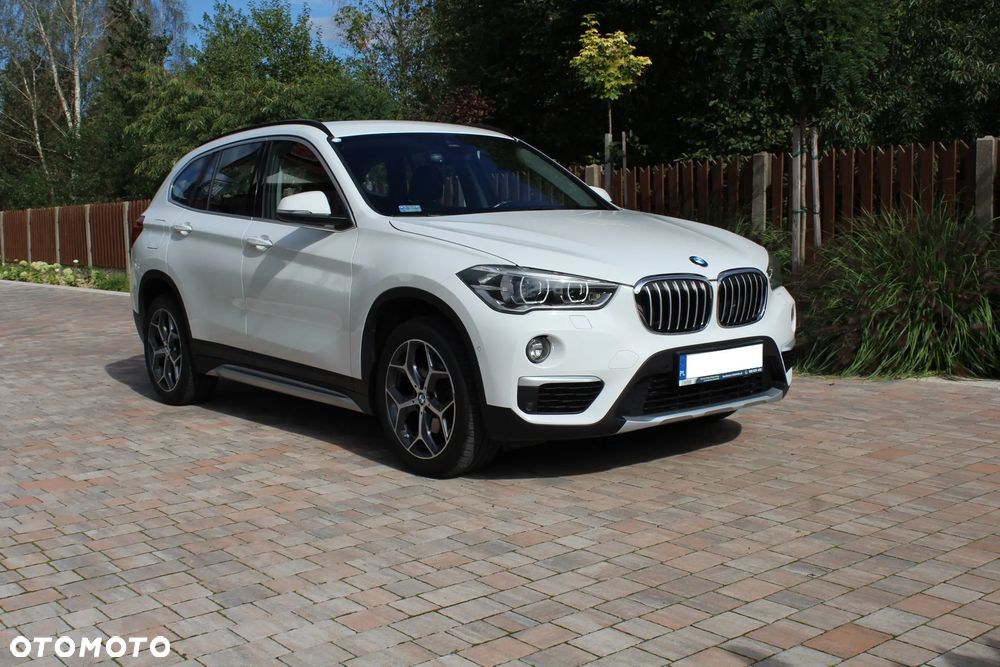 BMW X1 sDrive18i xLine - 9