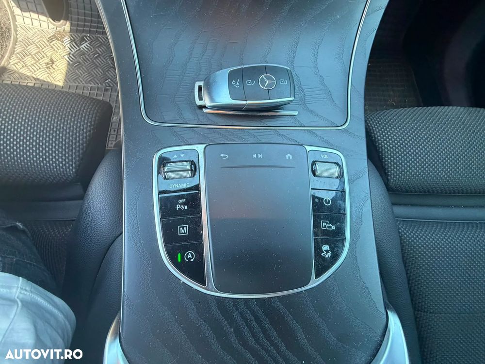 Mercedes-Benz GLC 220 d 4MATIC - 13
