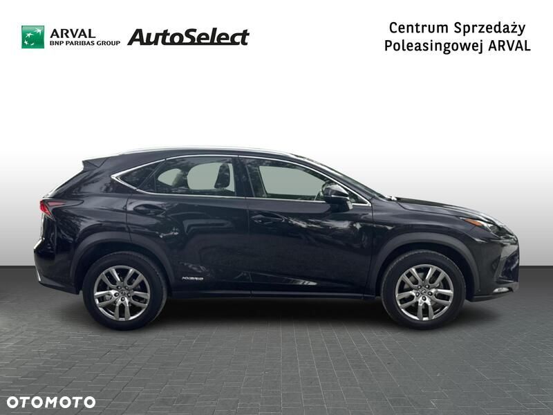 Lexus NX 300h Business Edition AWD - 7