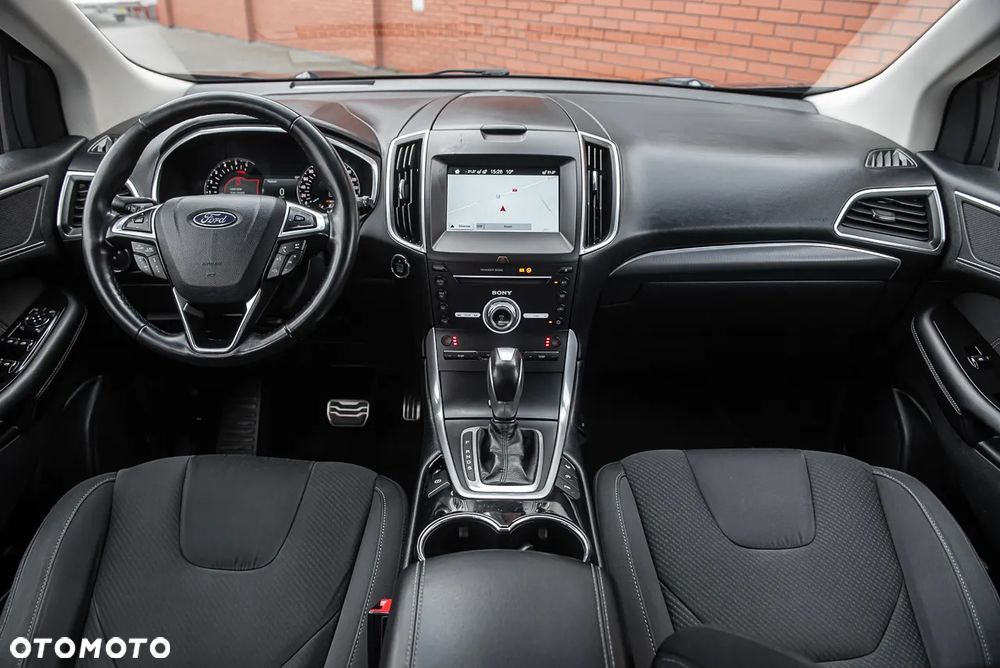 Ford Edge 2.0 TDCi Bi-Turbo 4x4 Titanium - 27