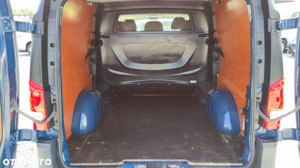 Mercedes-Benz Vito - 21