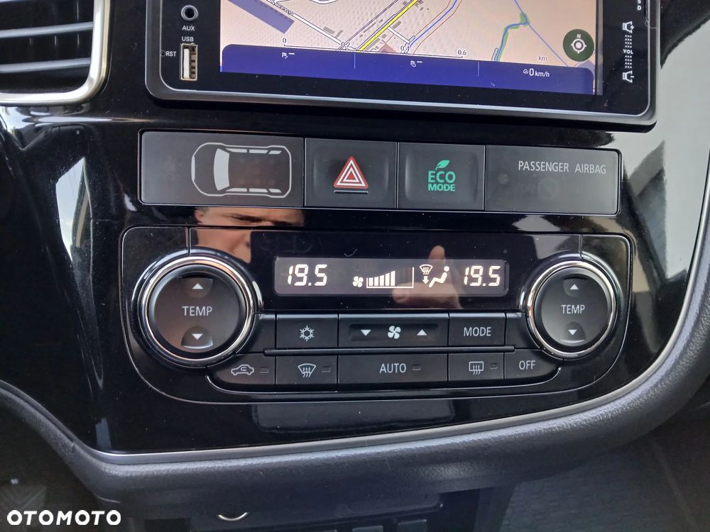 Mitsubishi Outlander 2.0 Intense 2WD - 32