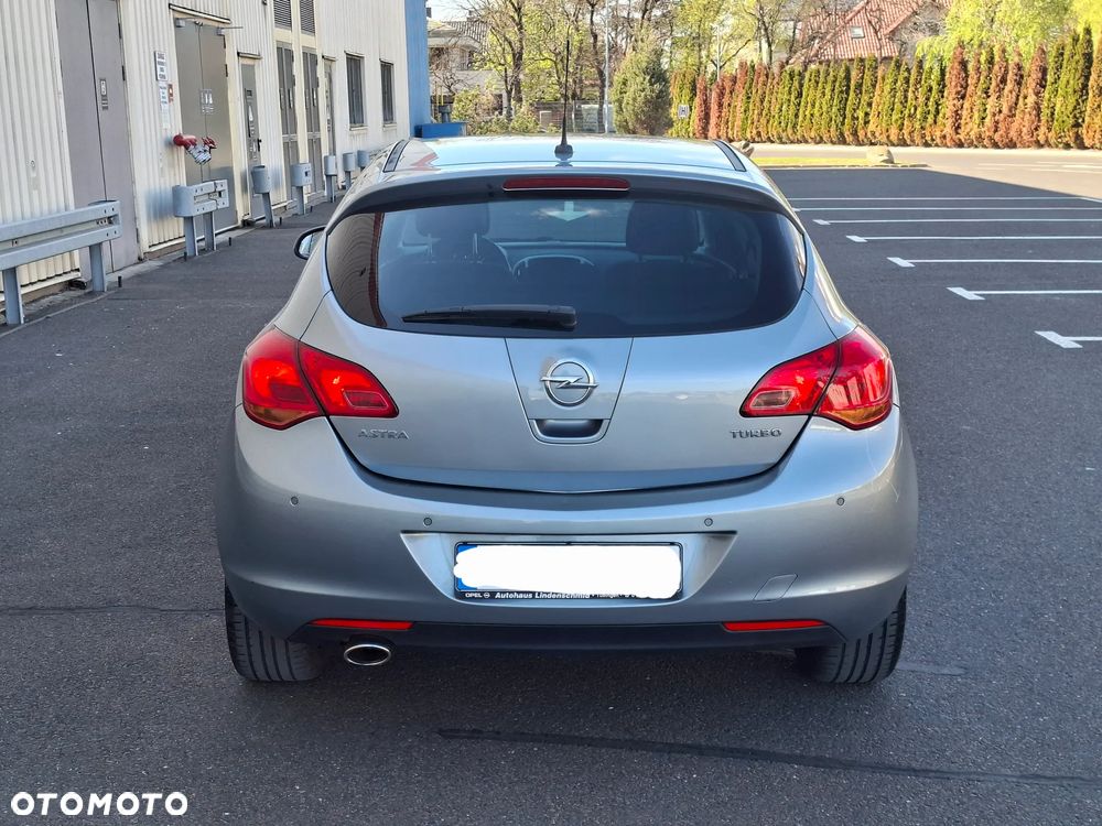 Opel Astra - 12