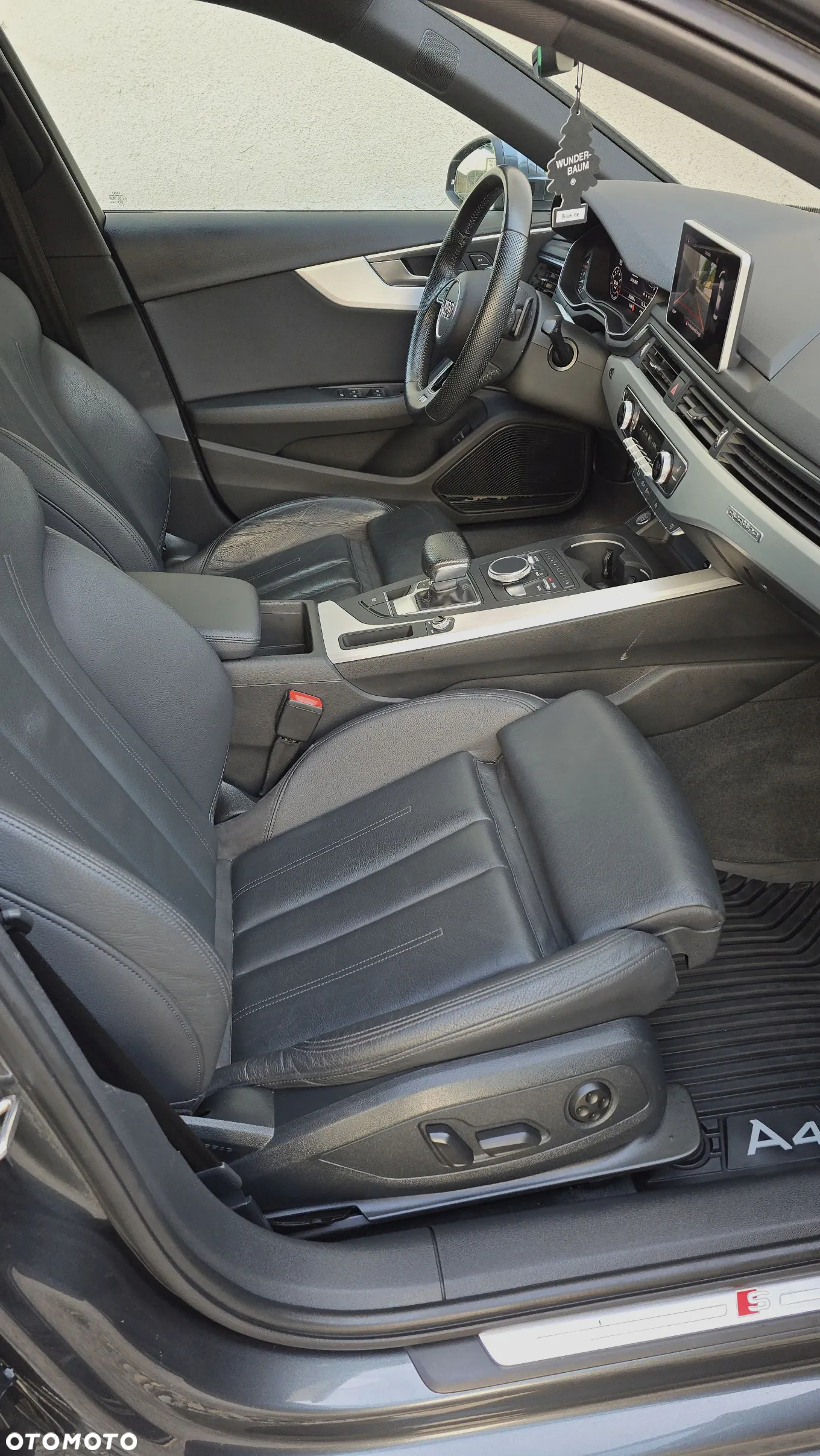 Audi A4 2.0 TFSI Quattro S tronic - 23