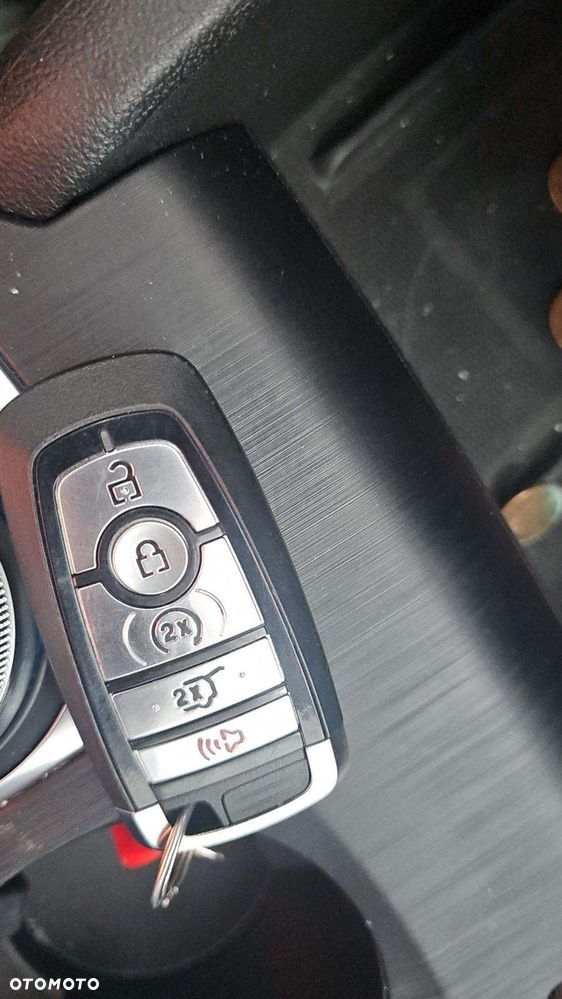 Ford Escape - 12