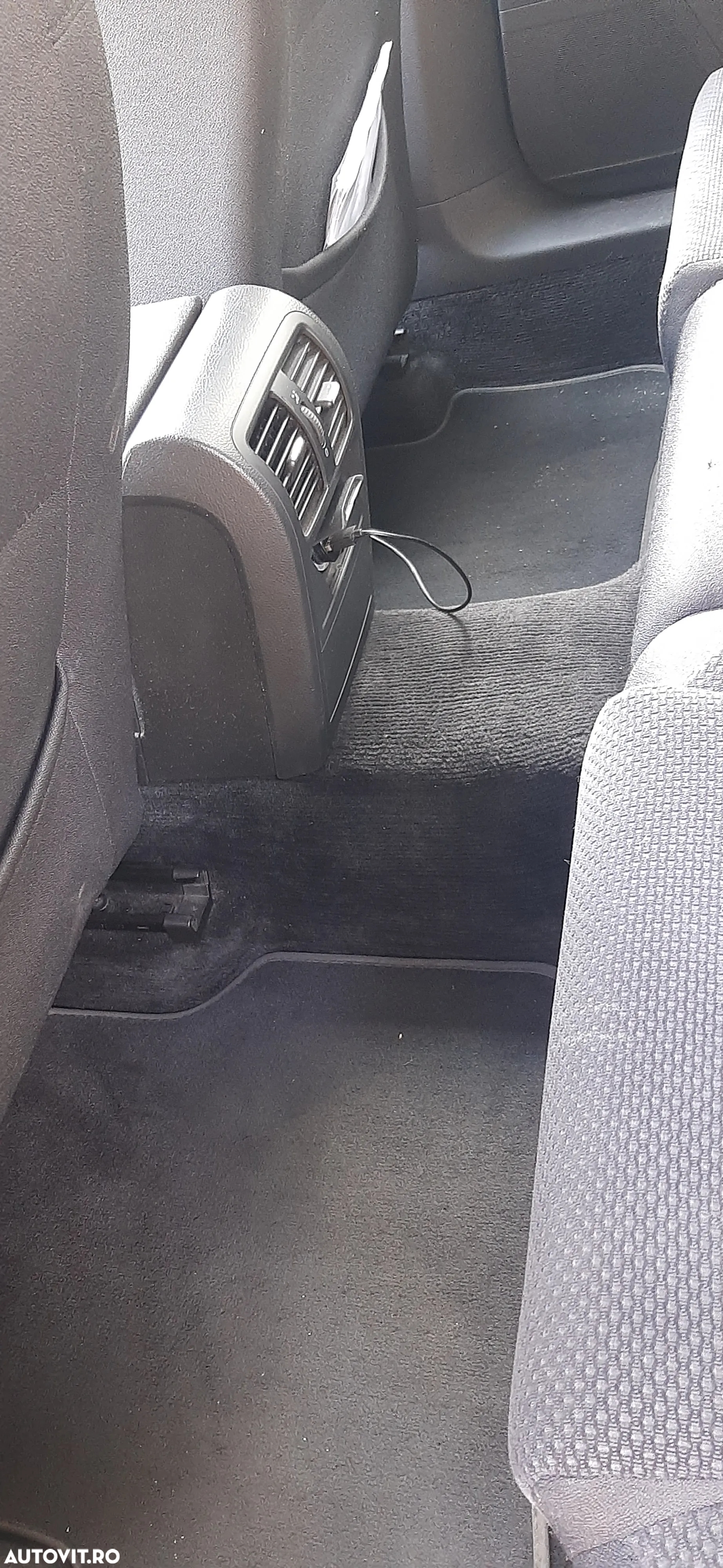 Volkswagen Passat Variant 2.0 TDI Comfortline DPF - 12