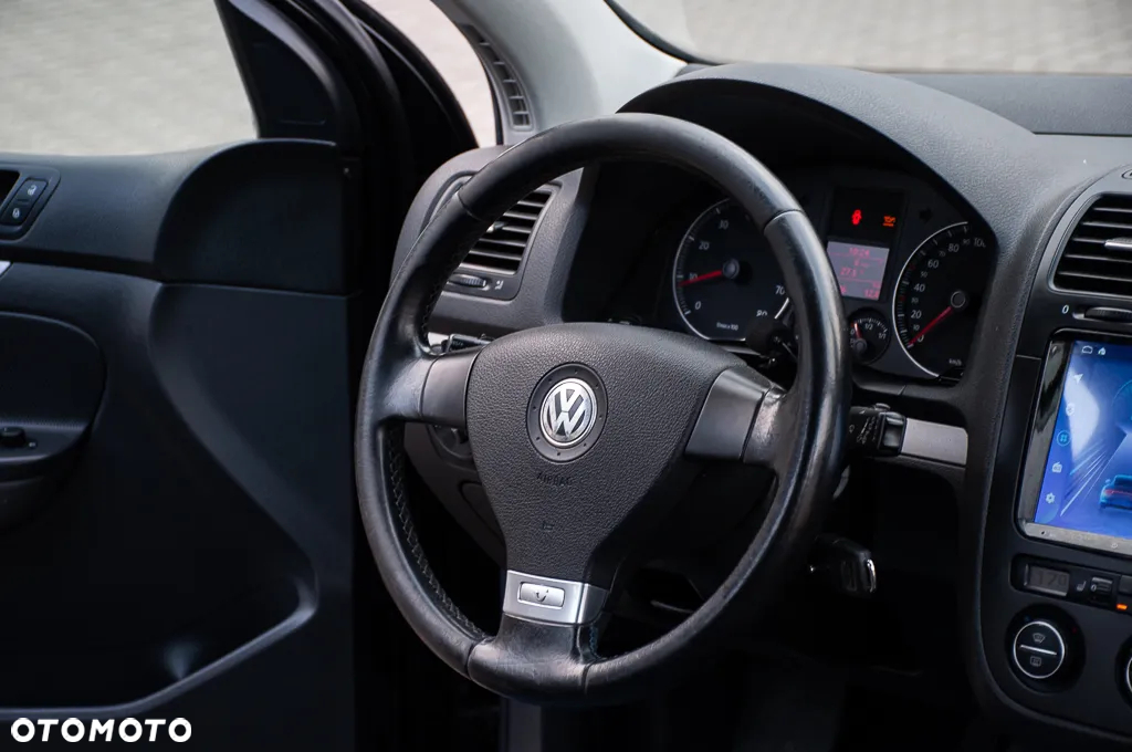 Volkswagen Golf 1.6 Comfortline - 25