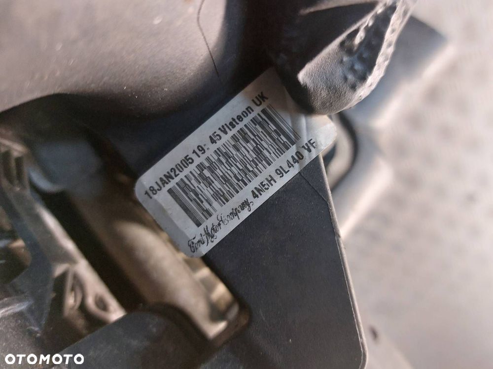 CHŁODNICA WODY KLIMATYZACJI INTERCOOLER WENTYLATORY VOLVO V50 I 2.0 D - 8