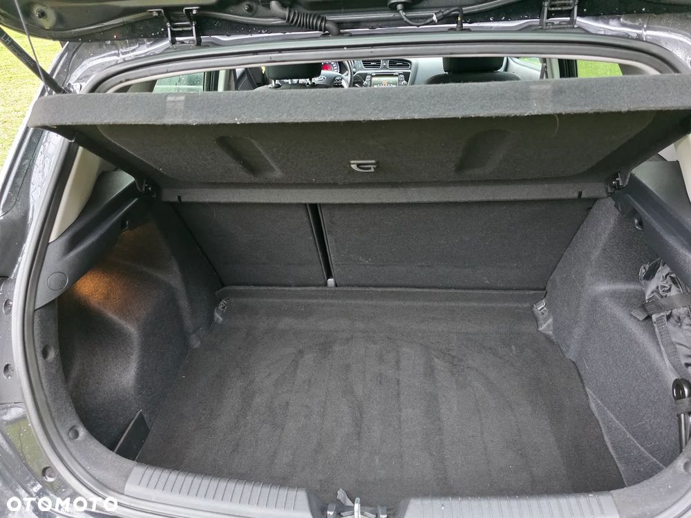 Kia Ceed 1.6 GDI Dream Team Edition - 15