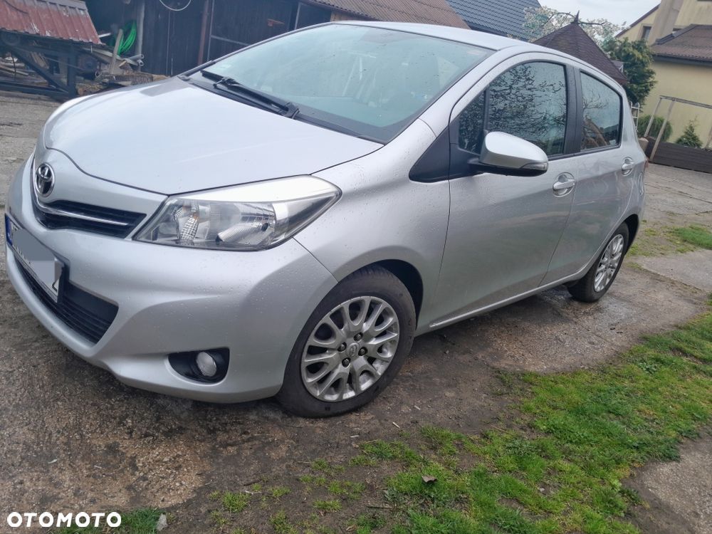 Toyota Yaris - 1