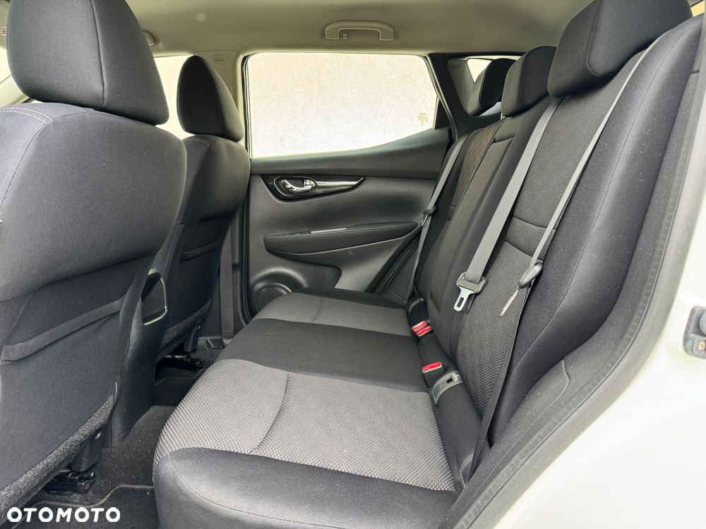 Nissan Qashqai 1.2 DIG-T Visia - 10