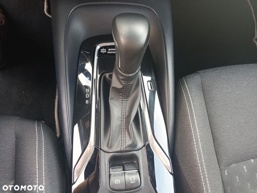 Toyota Corolla 1.8 Hybrid Comfort - 24