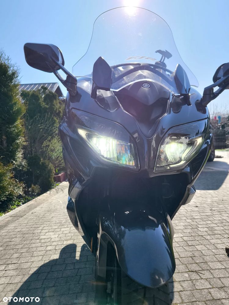 Yamaha FJR - 5