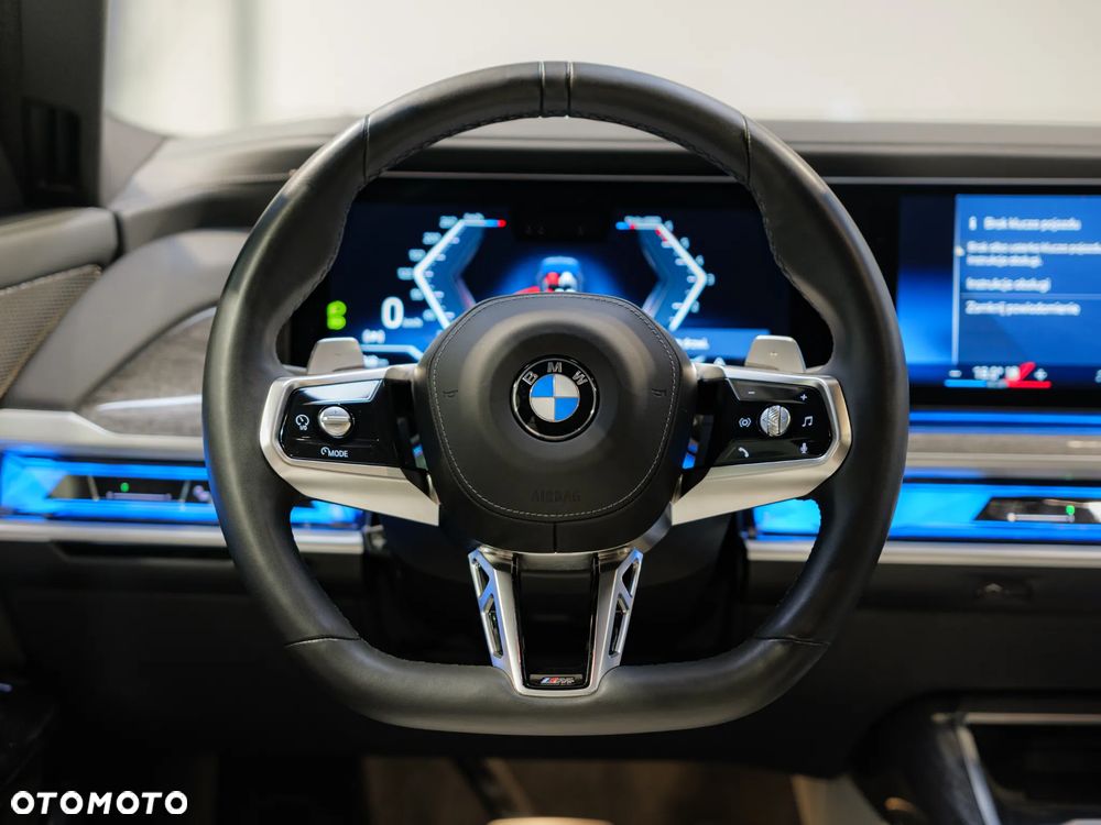 BMW Seria 7 740d xDrive sport - 23