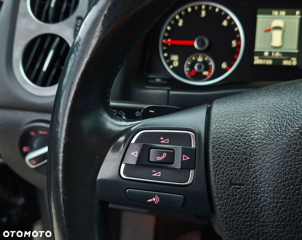 Volkswagen Tiguan 2.0 TDI DPF 4Motion DSG Cup Sport & Style - 16