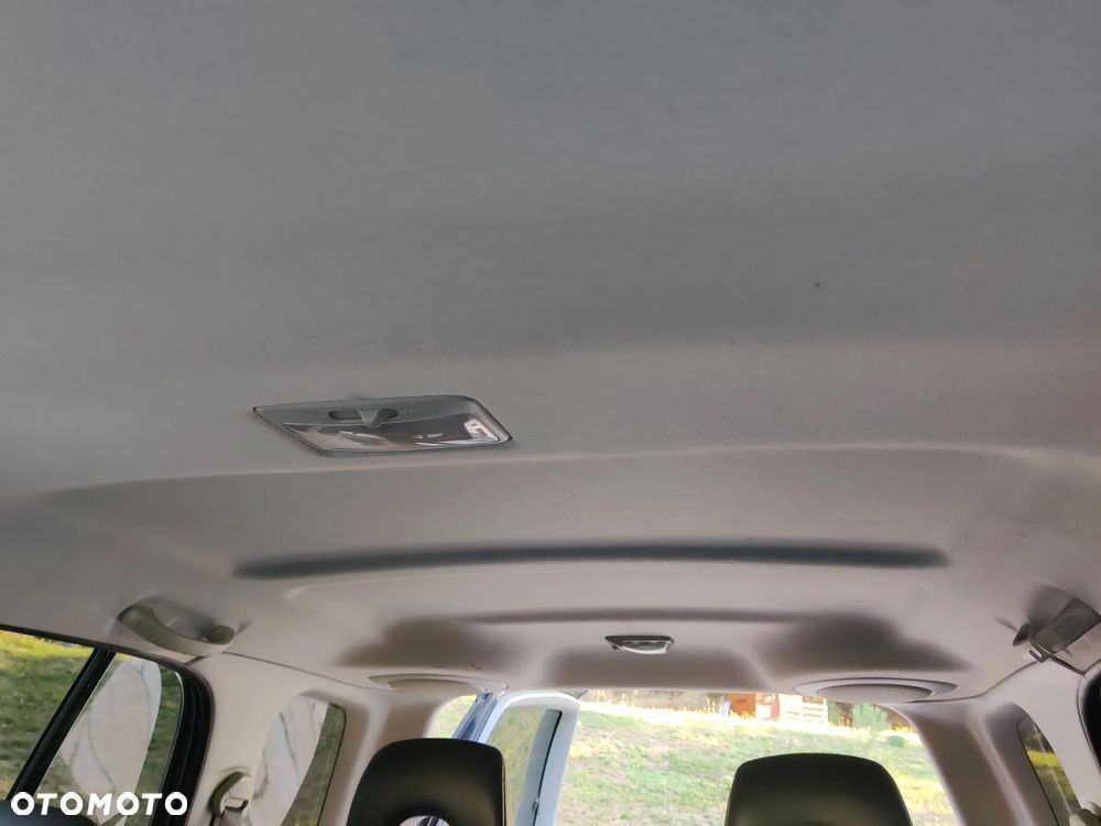 Suzuki Grand Vitara 2.5 V6 Comfort - 25