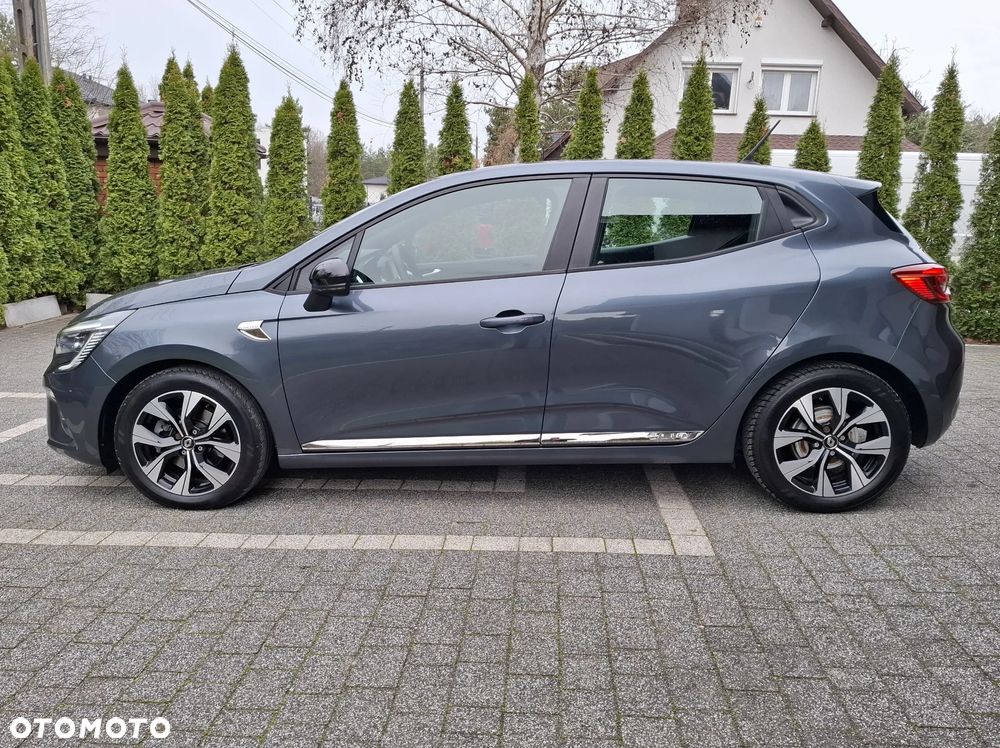 Renault Clio 1.6 E-TECH Techno - 9