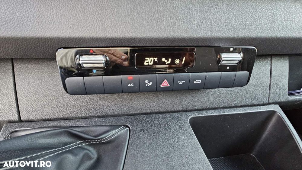Mercedes-Benz Sprinter - 15