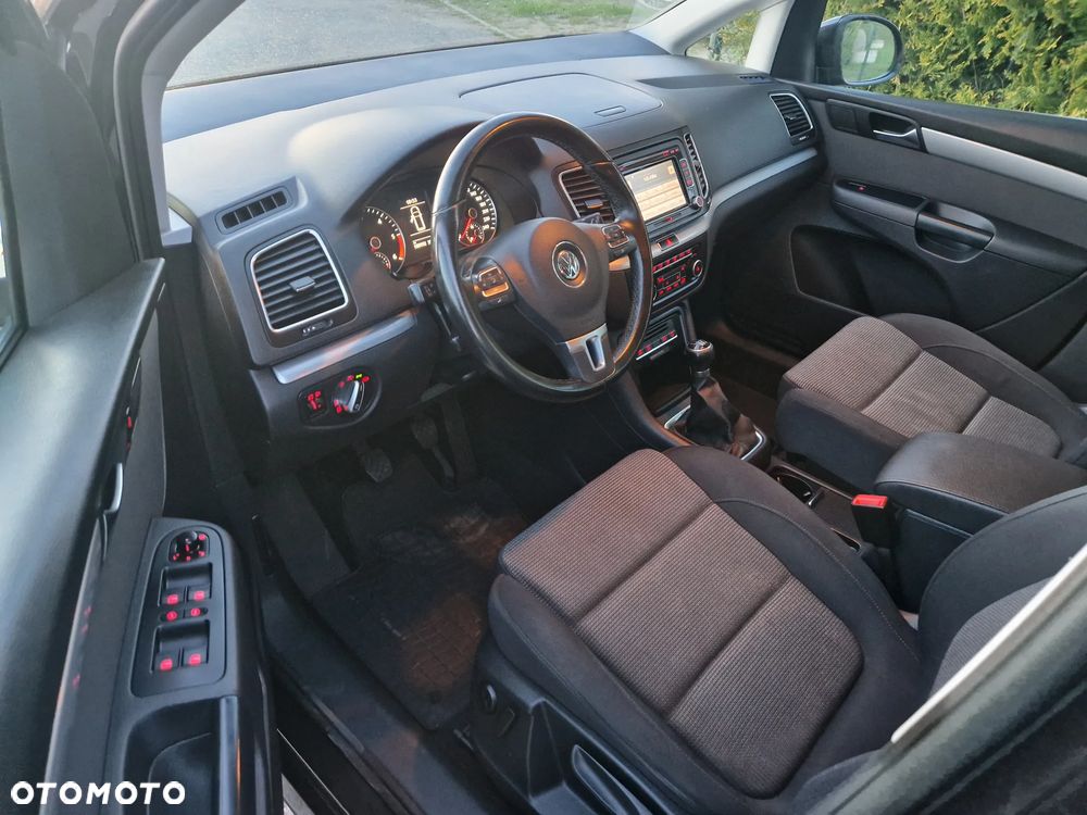 Volkswagen Sharan 2.0 TDI 4MOTION Blue Motion Life - 8