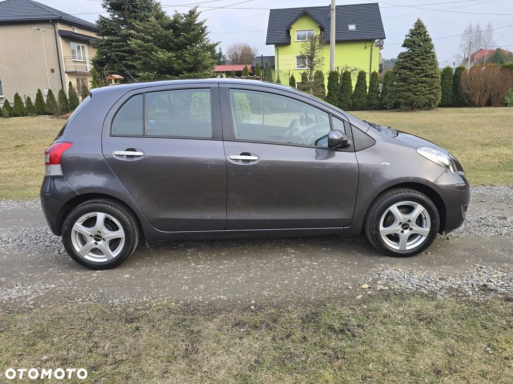 Toyota Yaris 1.33 Luna - 11