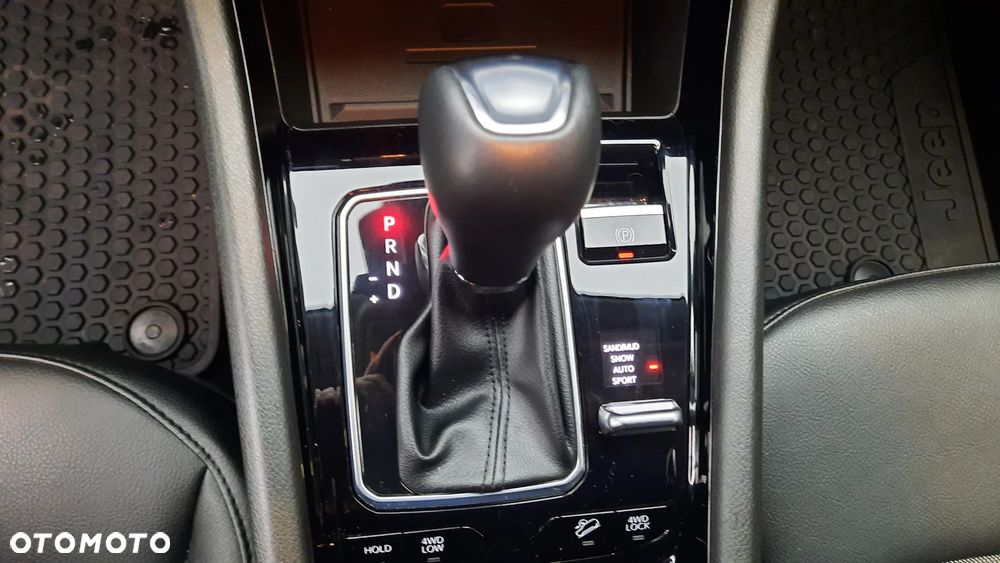 Jeep Compass - 14