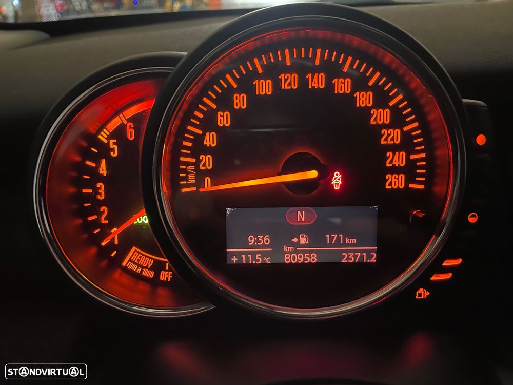 MINI 5 Portas One D - 9