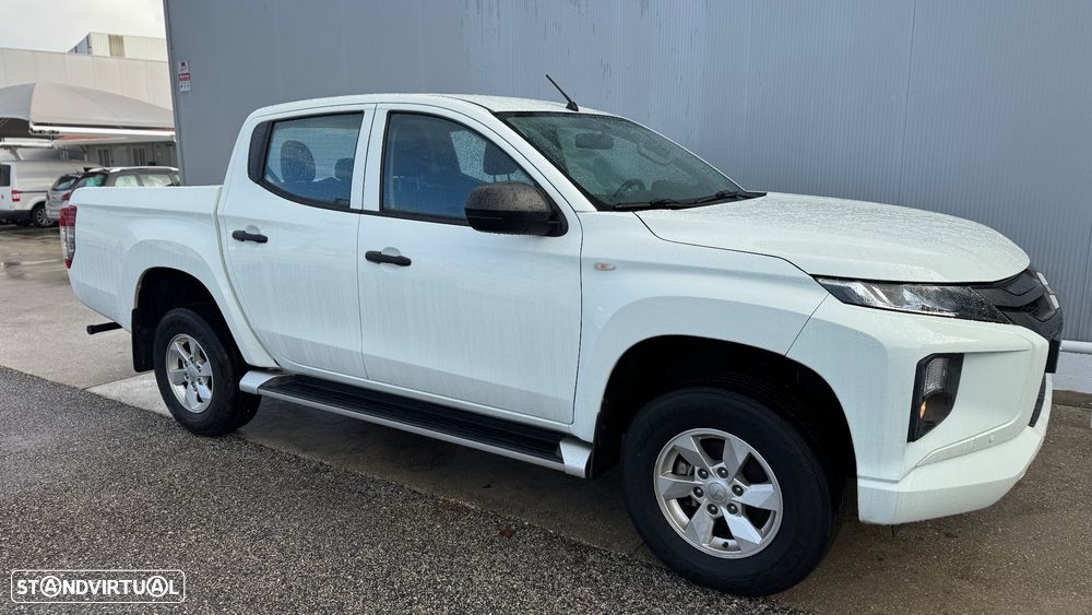 Mitsubishi L-200 Cabine dupla 2WD - 13