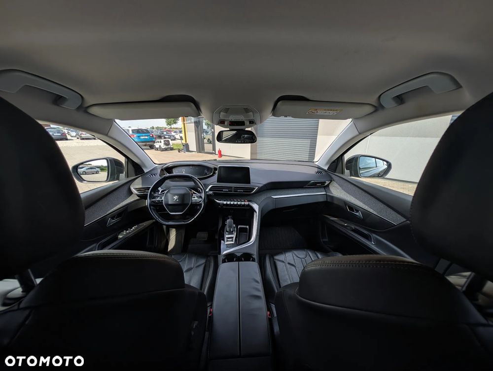 Peugeot 5008 BlueHDi 130 EAT8 Allure - 22
