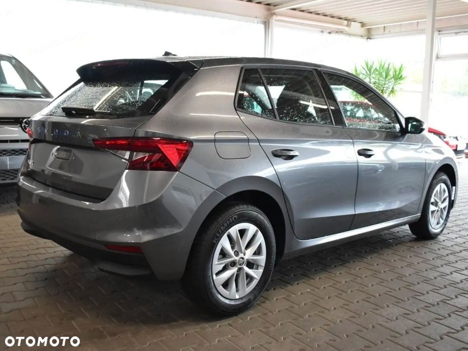 Skoda Fabia 1.0 TSI Drive - 2