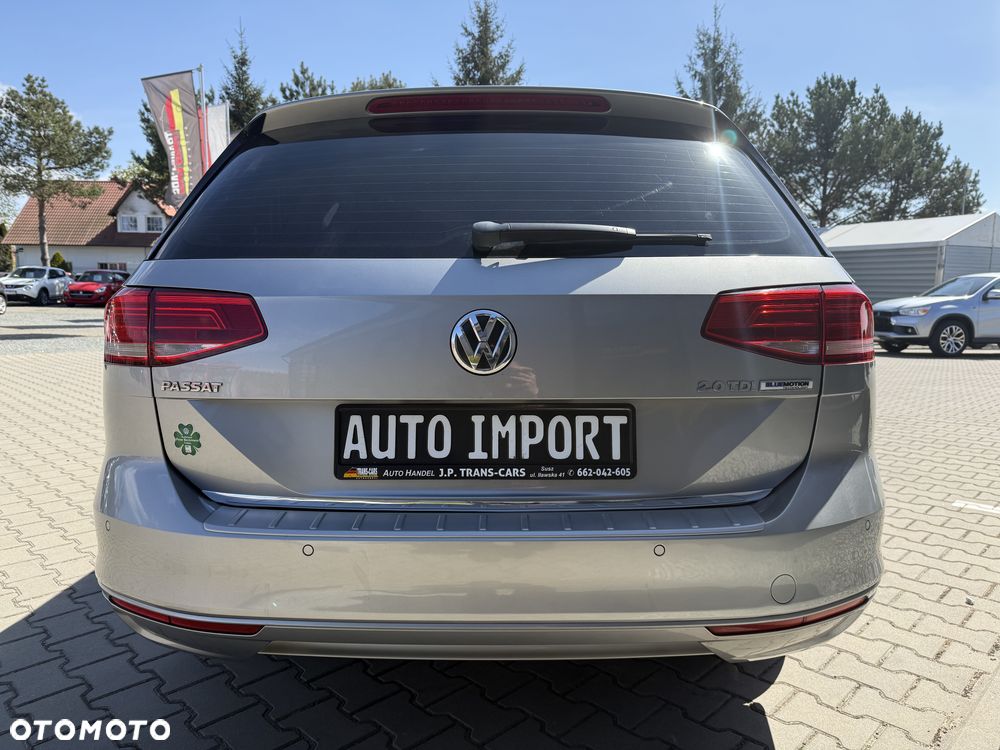 Volkswagen Passat 2.0 TDI (BlueMotion Technology) DSG Highline - 6