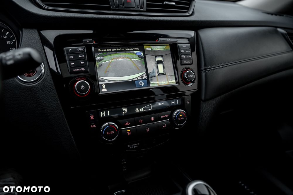 Nissan X-Trail 2.0 dCi ALL-MODE 4x4i Xtronic Tekna - 35