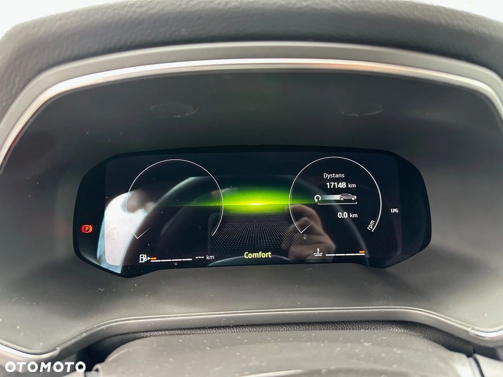 Renault Captur - 14