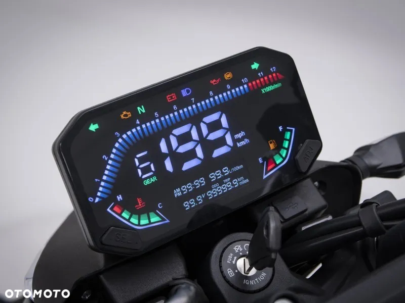 VOGE R125 - 8