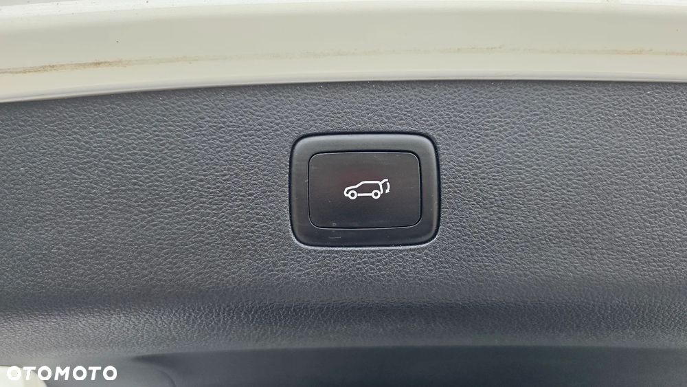 MG HS PHEV Luxury - 23