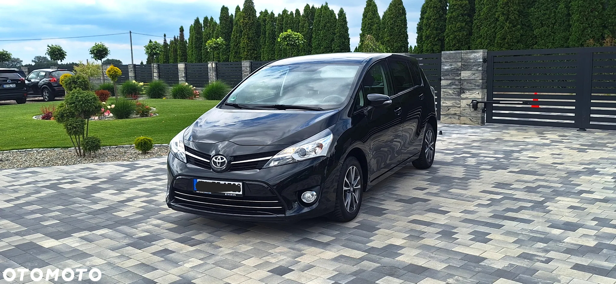 Toyota Verso - 2