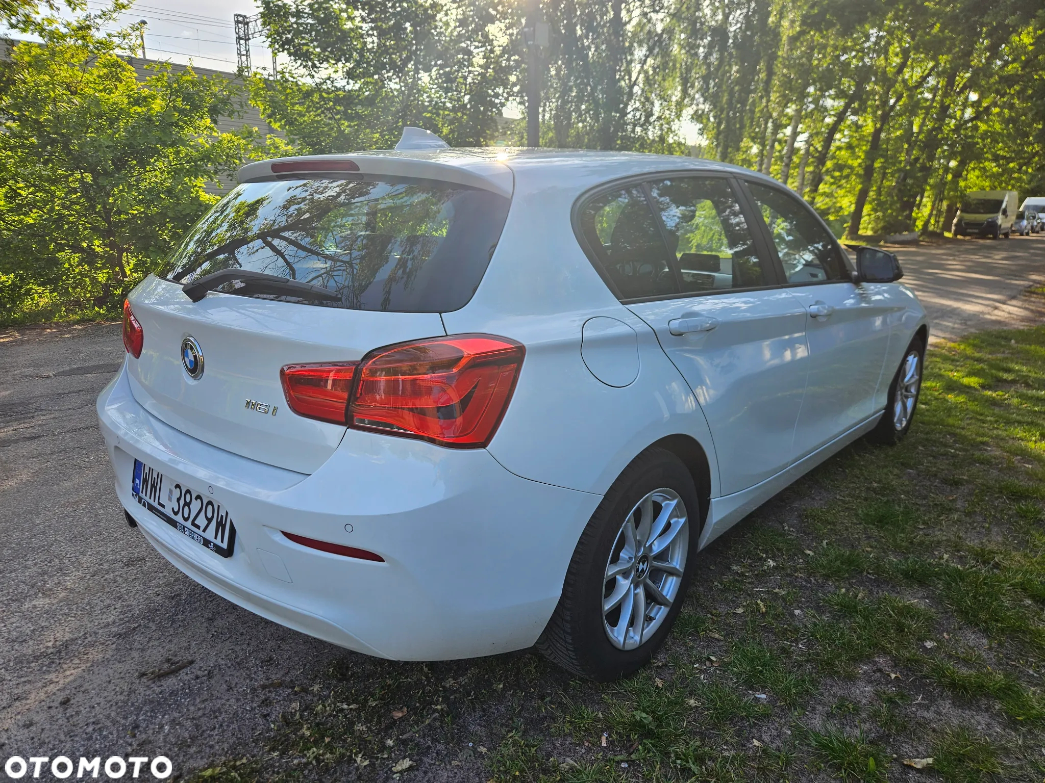BMW Seria 1 116i - 5