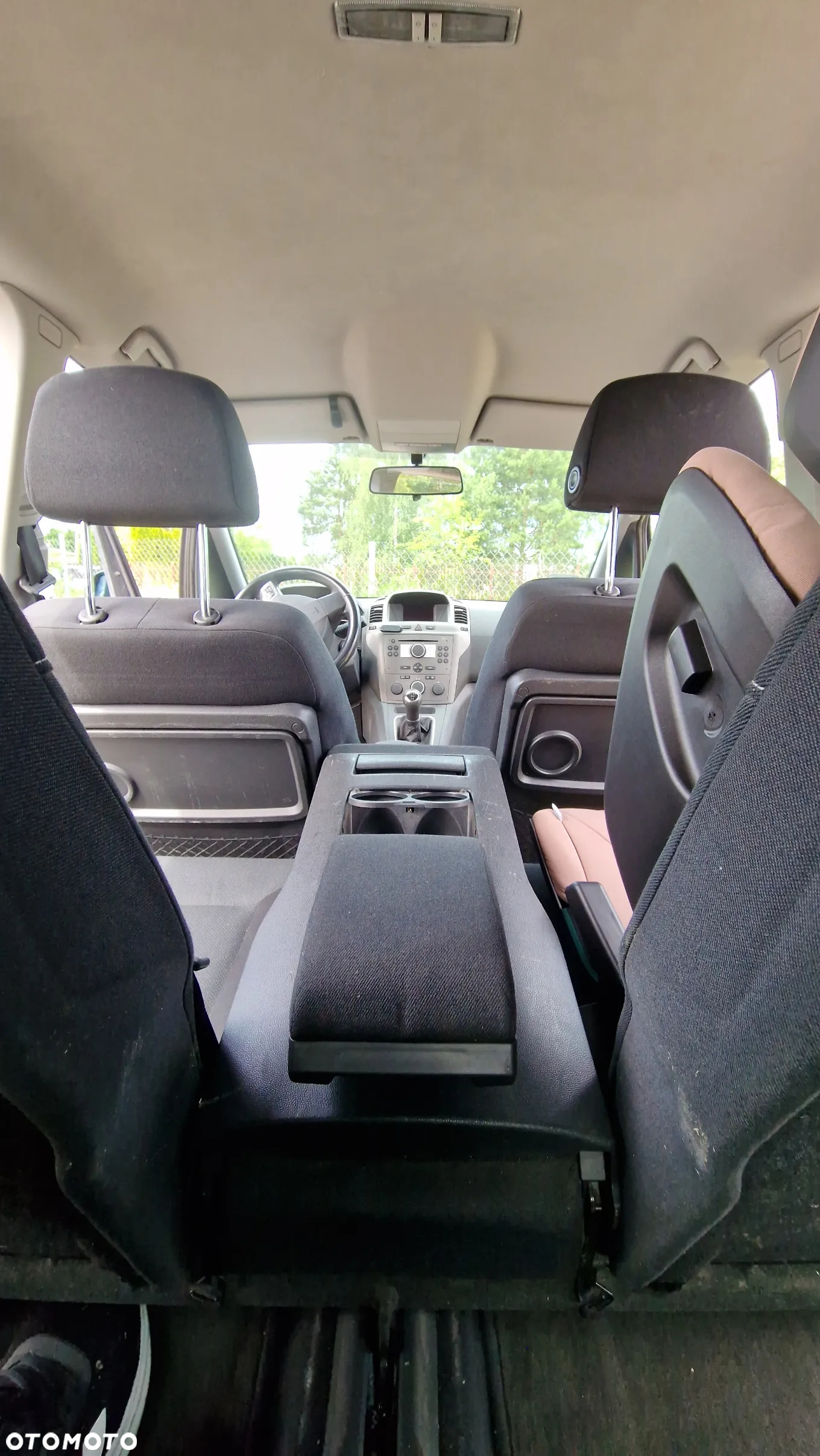 Opel Zafira 1.8 - 10
